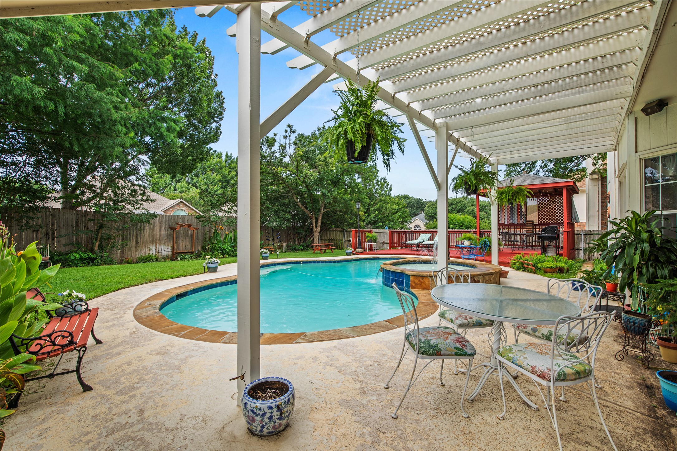 7604 Oak Knoll Drive North Richland Hills TX 76182