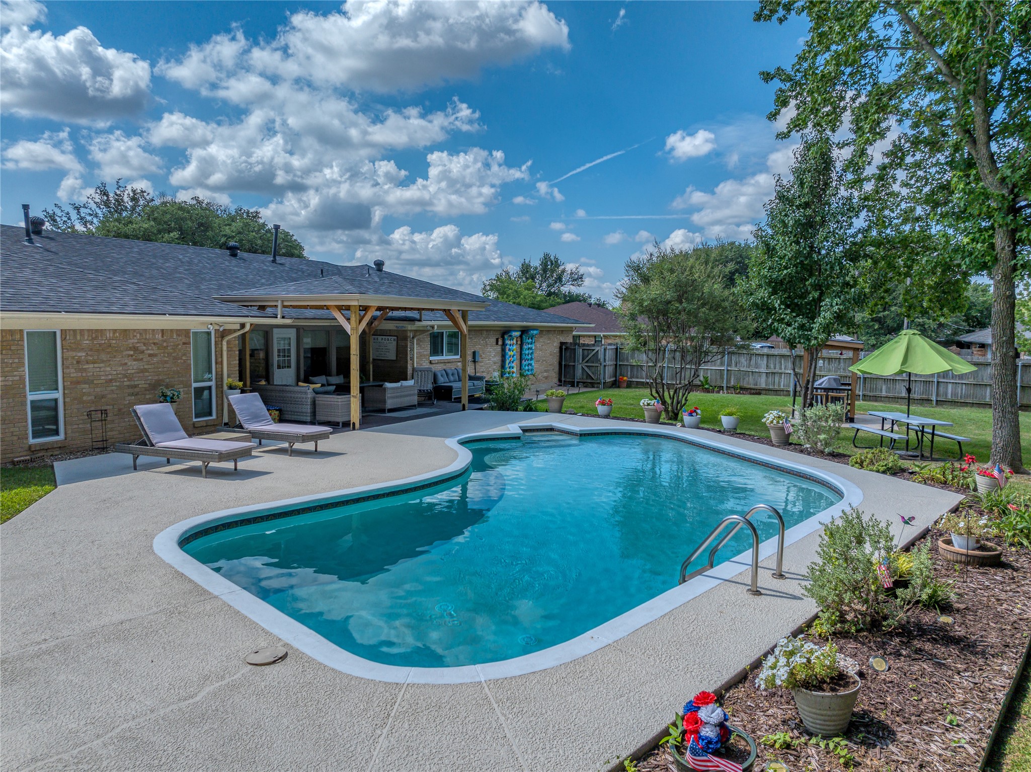 1649 Crescent Drive Sherman TX 75092