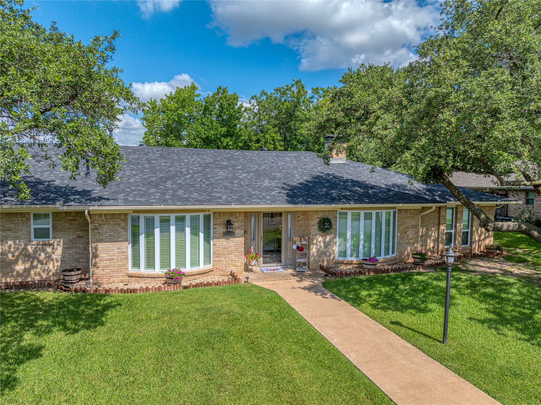 1649 Crescent Drive Sherman TX 75092