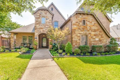 1927 Royal Crest Drive Mansfield TX 76063