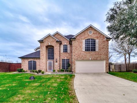 8105 Yucatan Court Arlington TX 76002