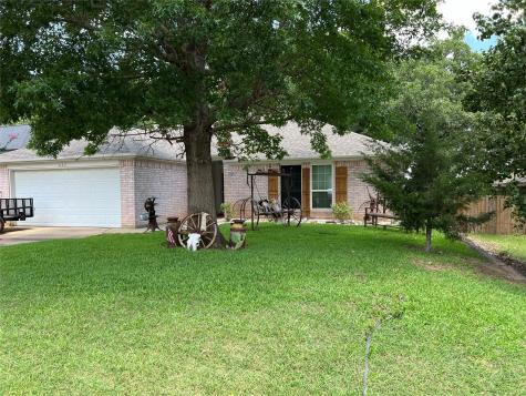 625 Oak View Court Azle TX 76020