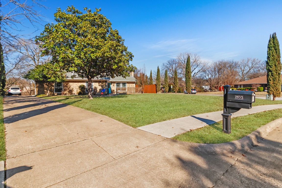 2703 N Cypress Circle Plano TX 75075