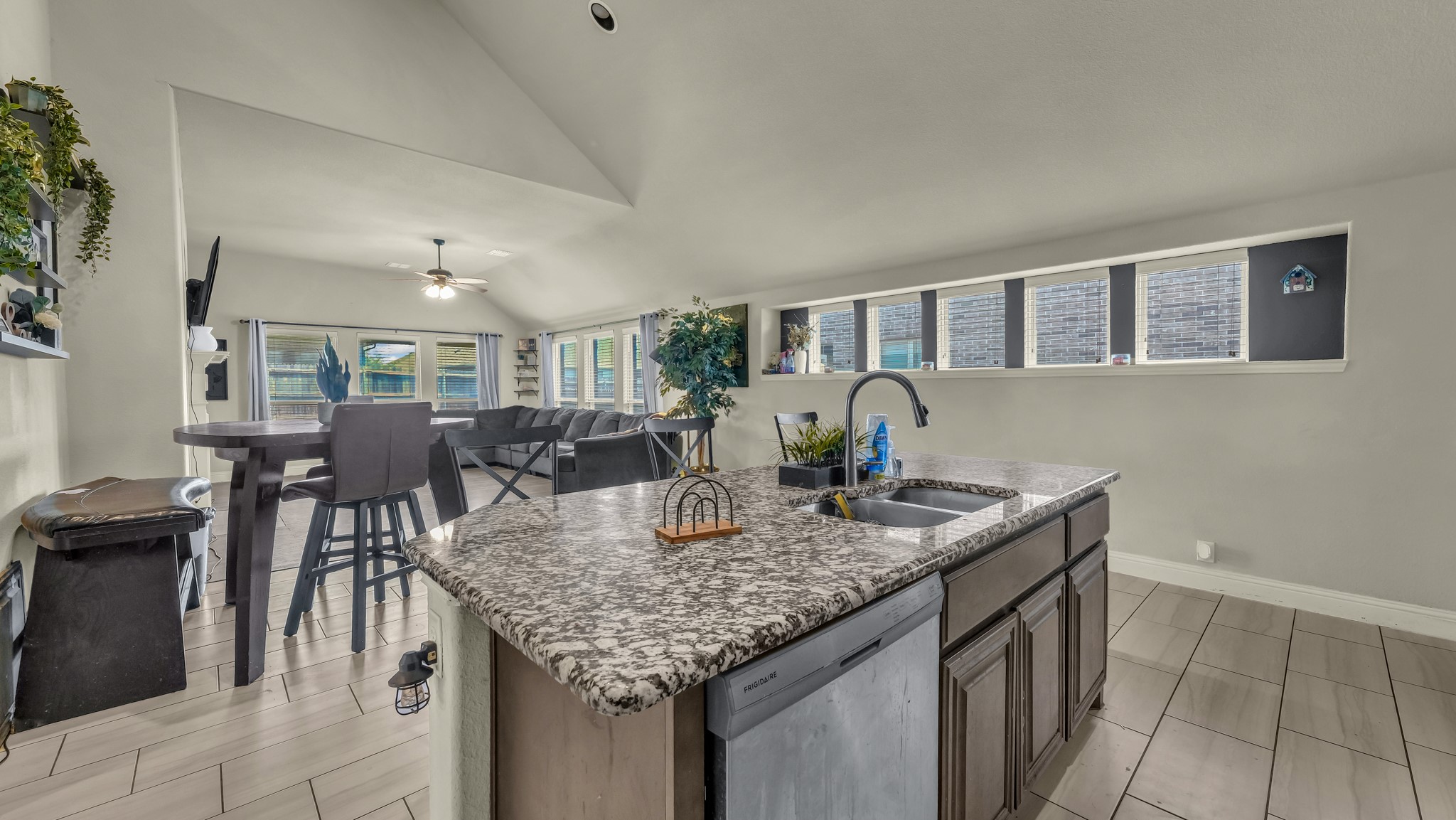 429 Joseph Lane Crowley TX 76036