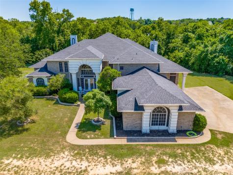 105 Sedalia Drive Fort Worth TX 76108