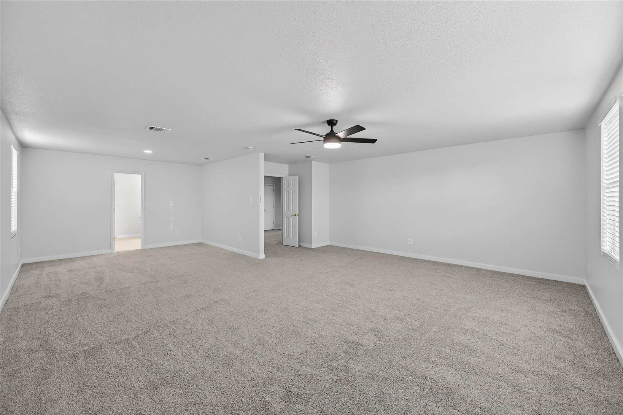 8400 Vinetree Drive Arlington TX 76002
