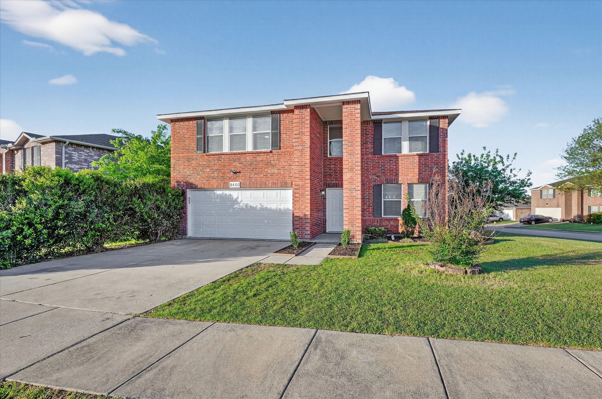 8400 Vinetree Drive Arlington TX 76002