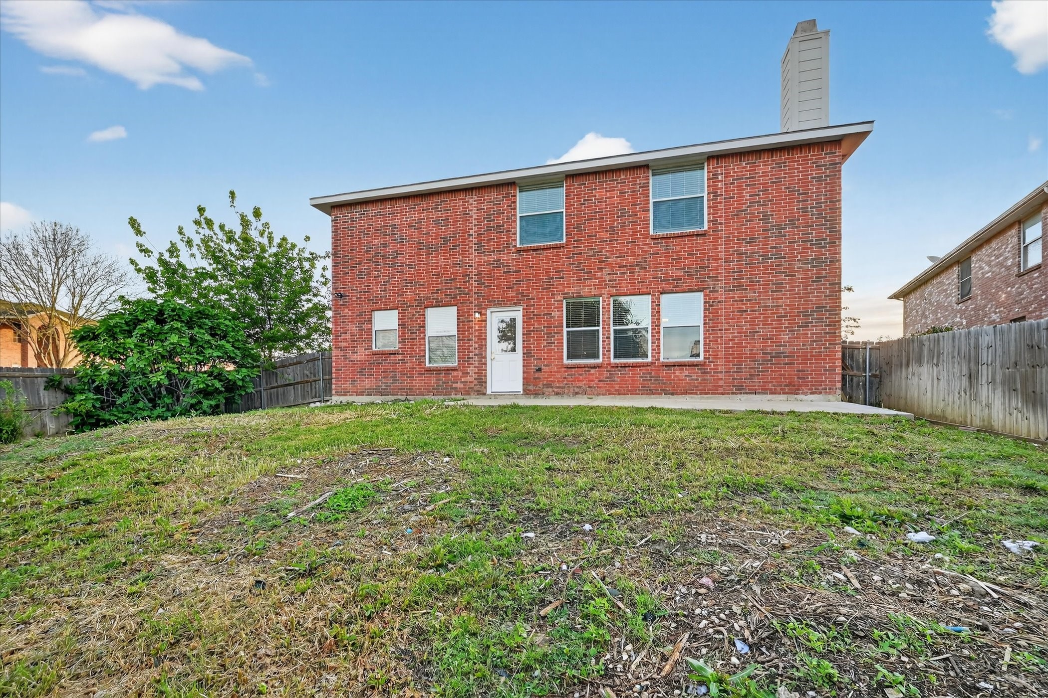 8400 Vinetree Drive Arlington TX 76002