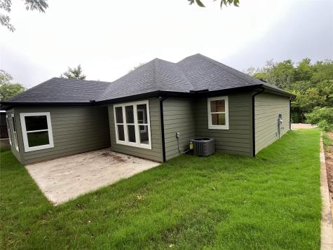 326 W Day Street Denison TX 75020