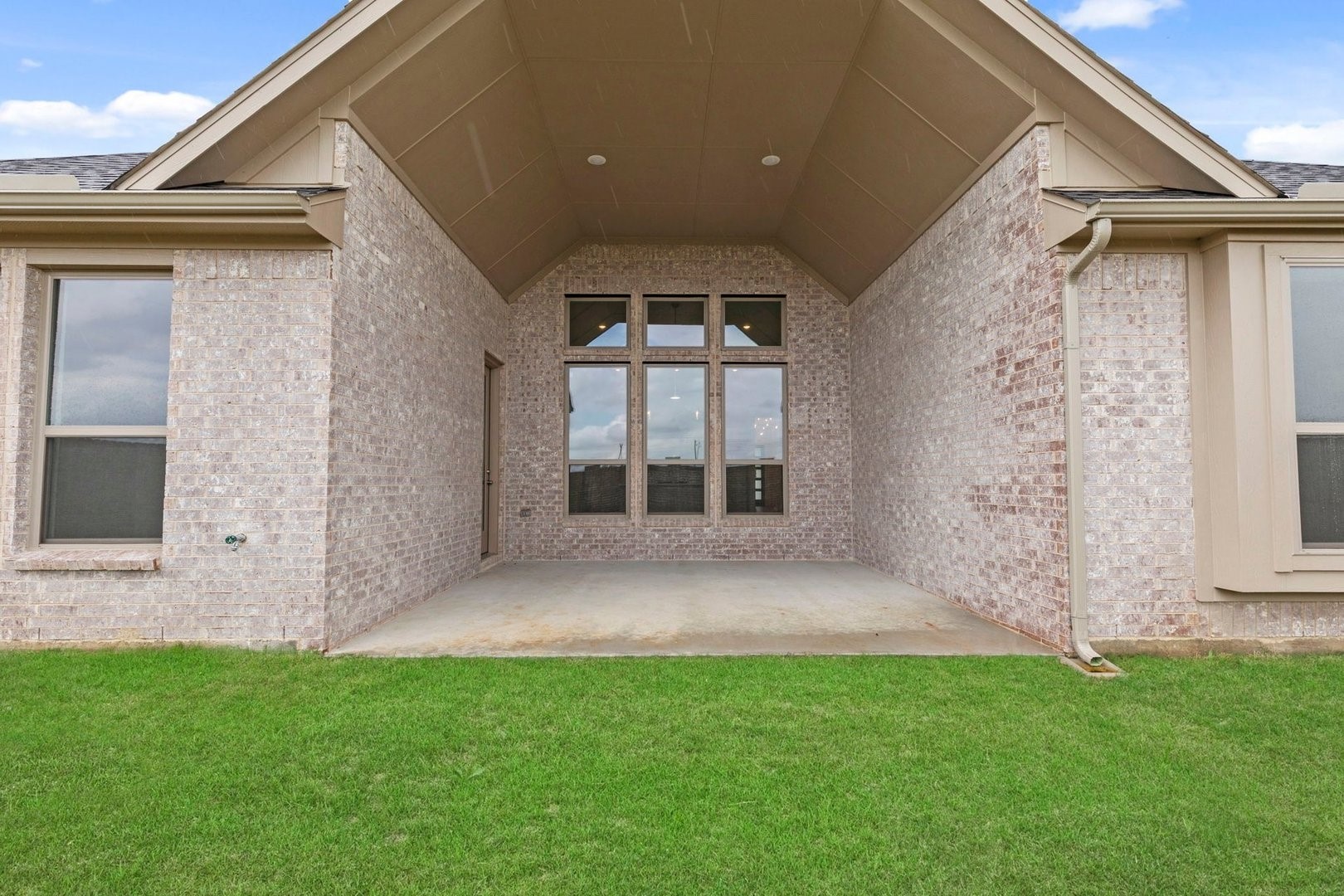 1132 Hitching Post Way Oak Point TX 75068