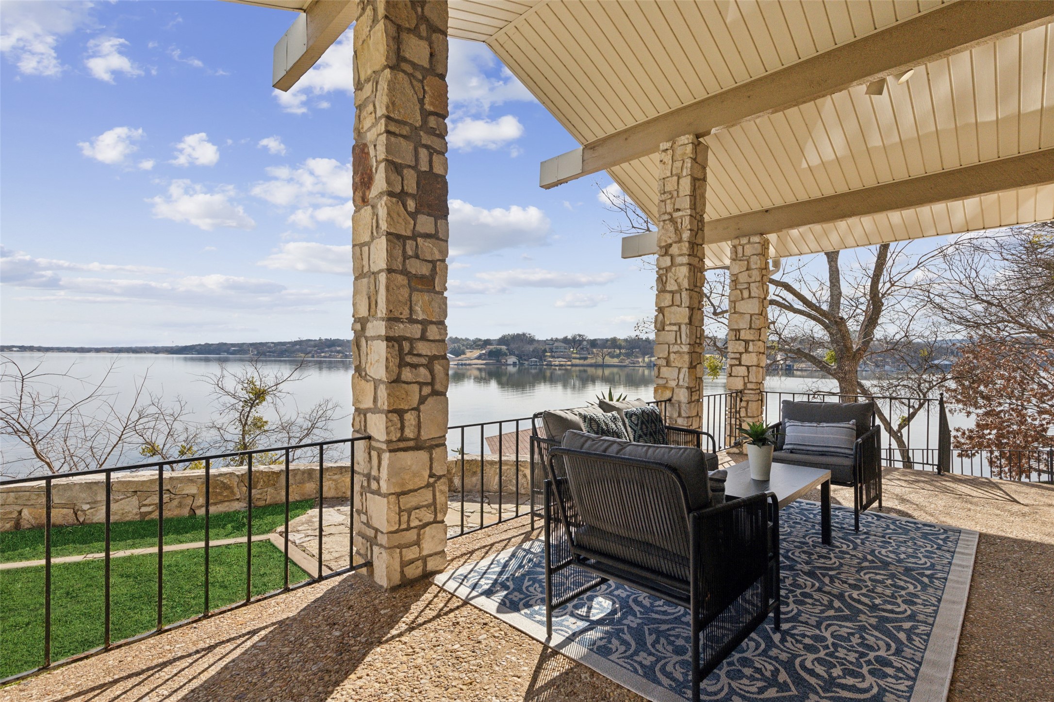 648 S Rough Creek Court Granbury TX 76048