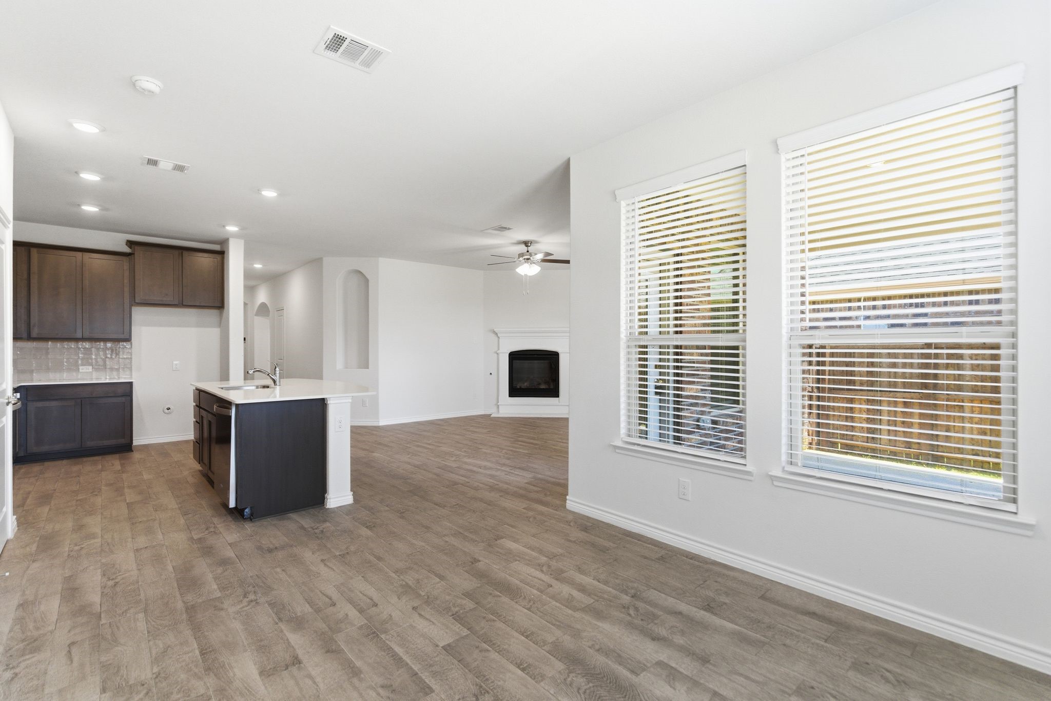 2825 Jasper Trail Aubrey TX 76227