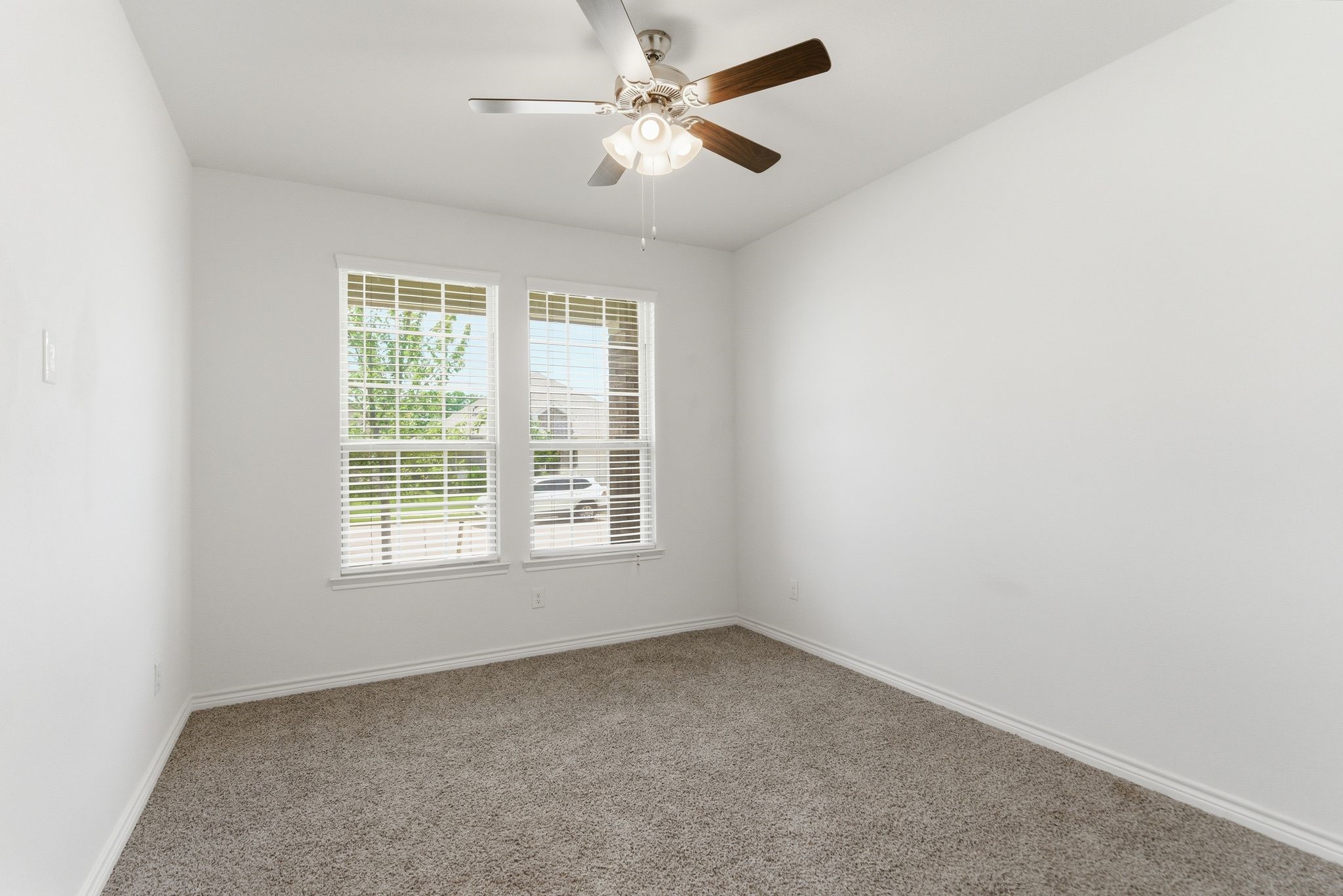 2825 Jasper Trail Aubrey TX 76227