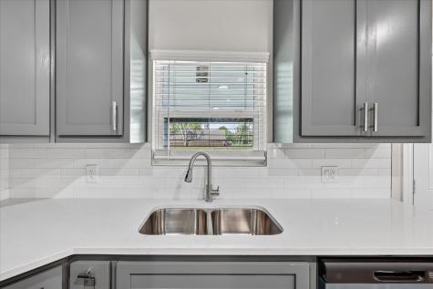2009 W Sherman Street Paris TX 75460