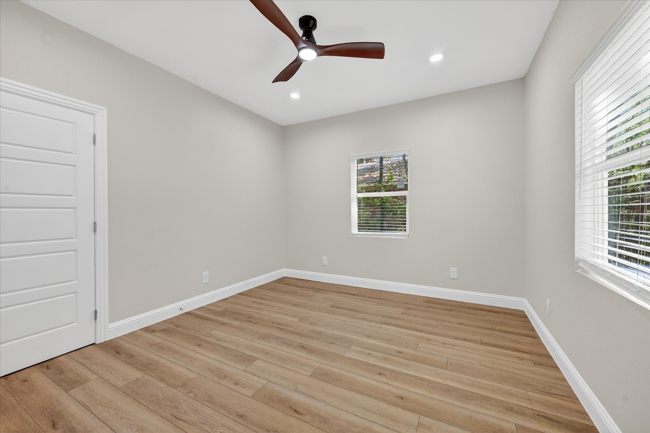 2009 W Sherman Street Paris TX 75460