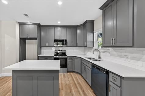 2009 W Sherman Street Paris TX 75460