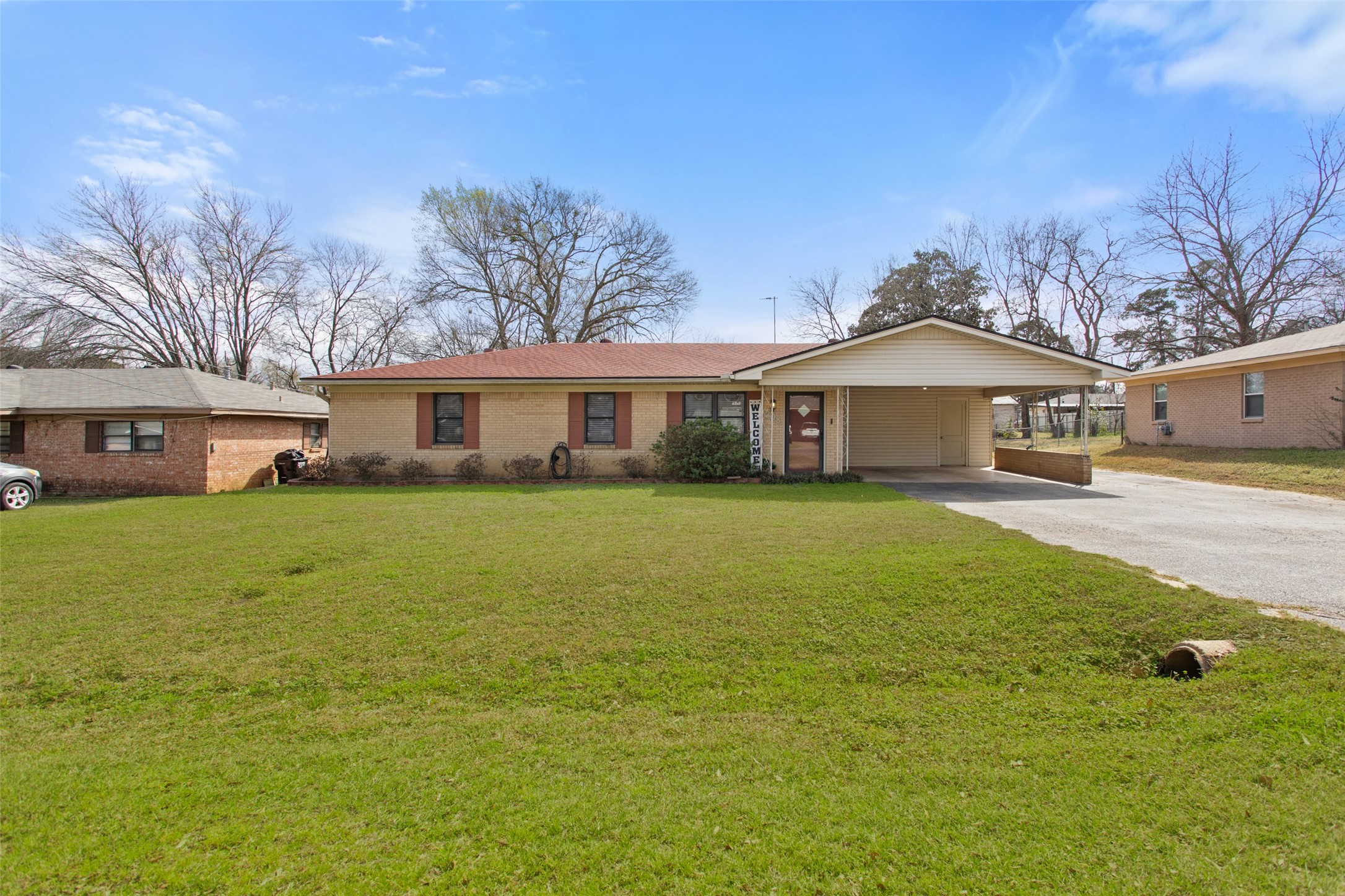 208 Dancer Drive Longview TX 75604