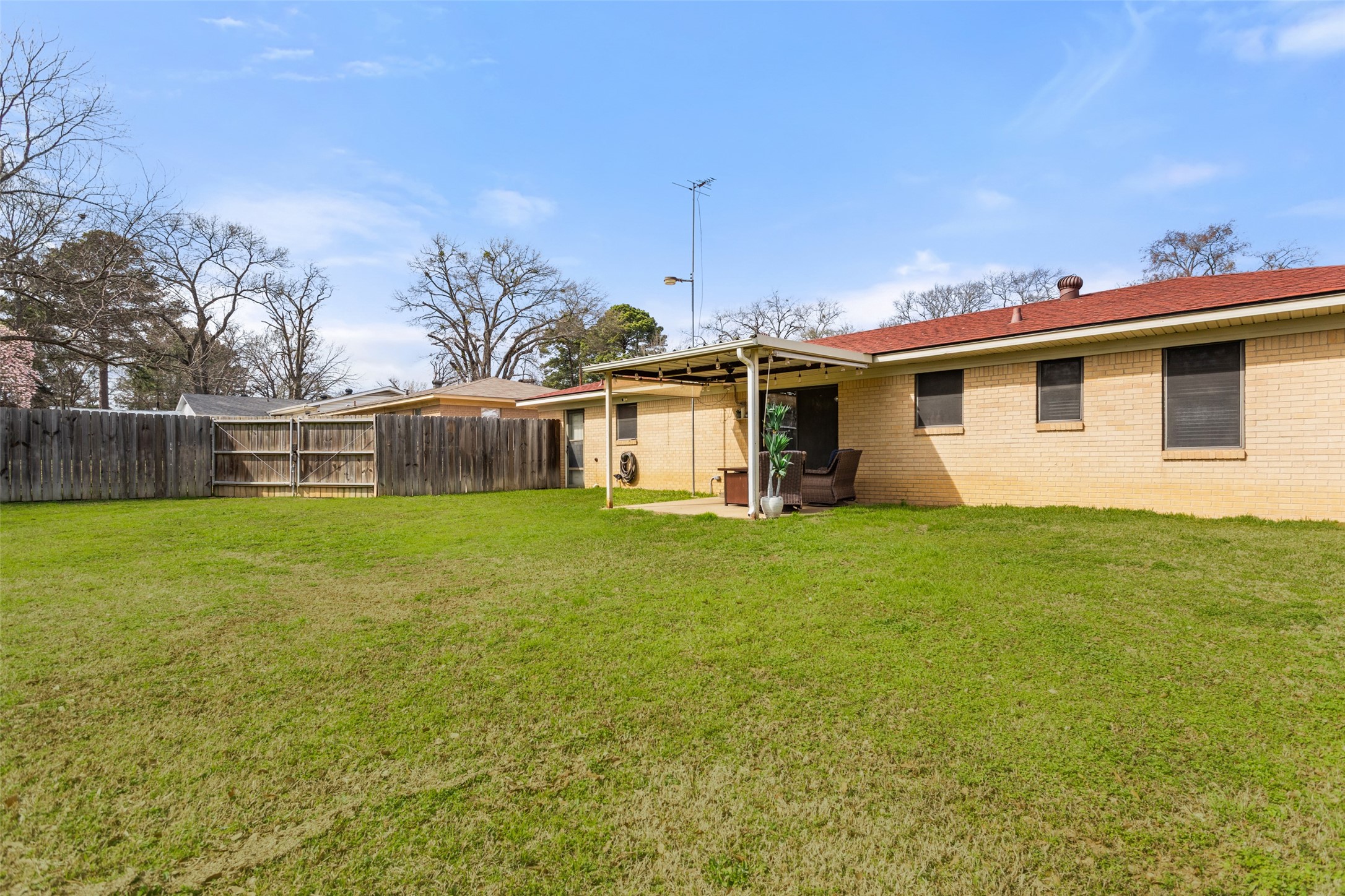 208 Dancer Drive Longview TX 75604