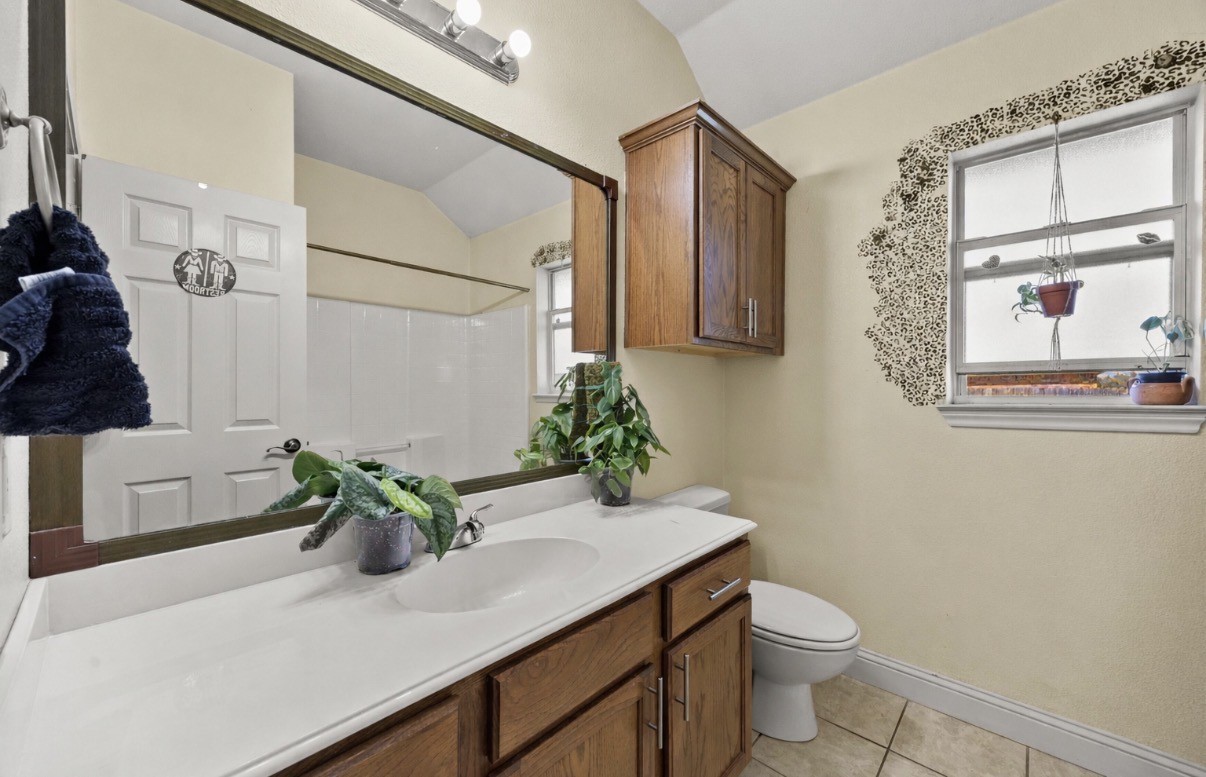 175 County Road 2748 Caddo Mills TX 75135