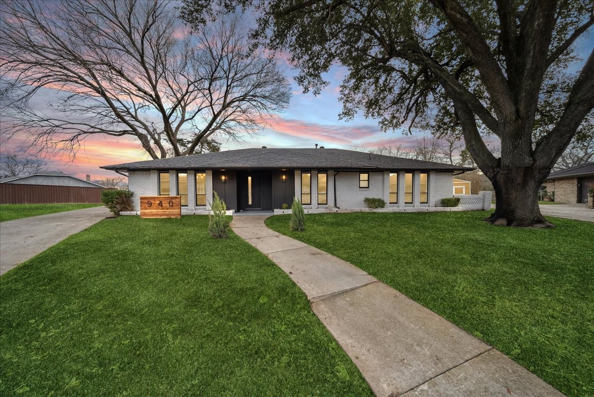 940 Echobrook Place Desoto TX 75115