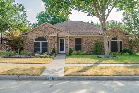 5306 Wood Creek Lane Garland TX 75044