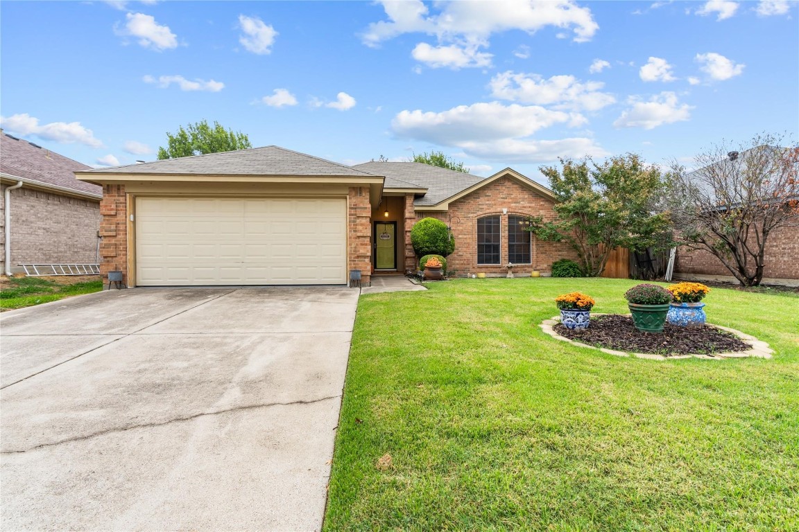 728 Sawyer Drive Saginaw TX 76179
