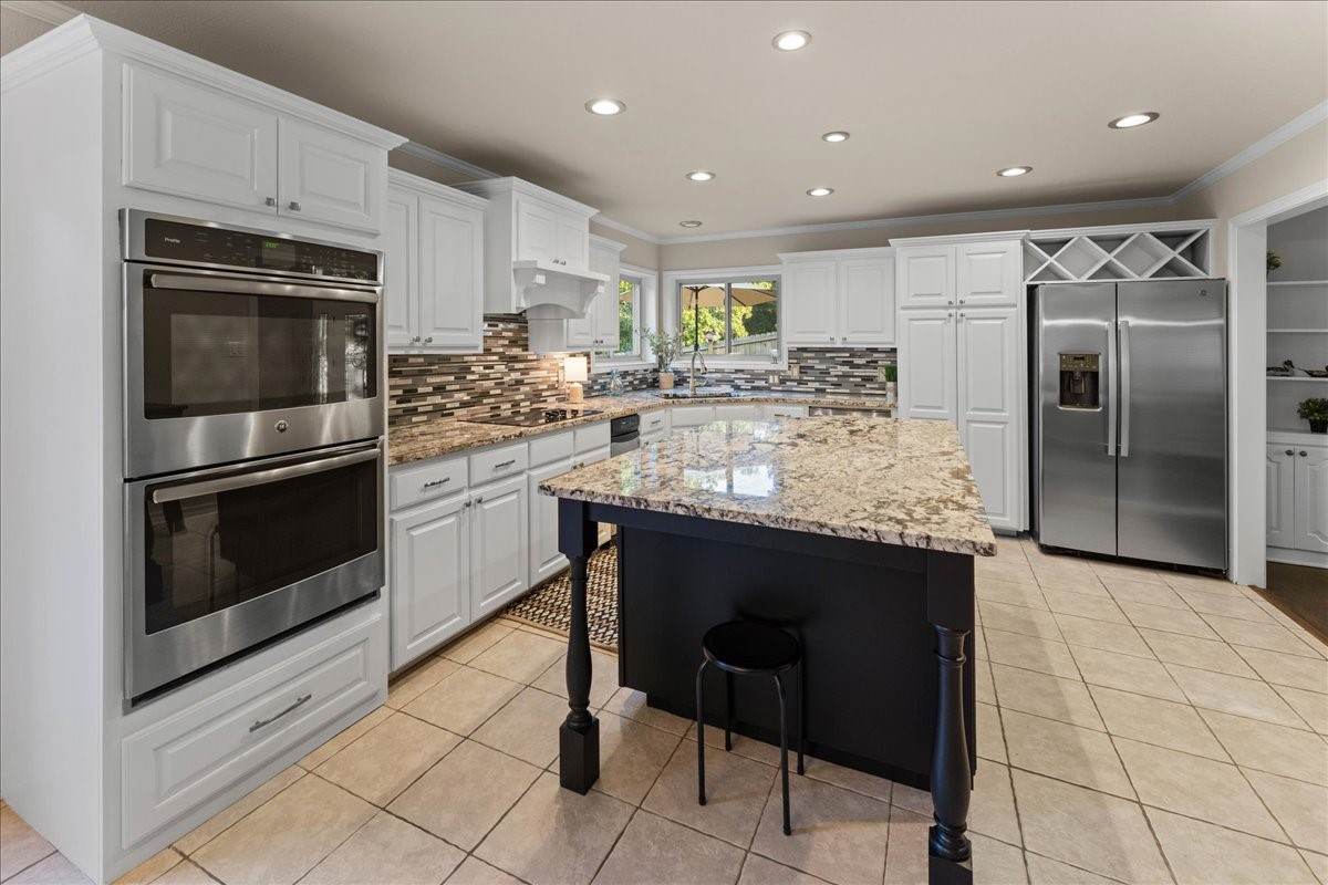 1408 E Lake Drive Gladewater TX 75657