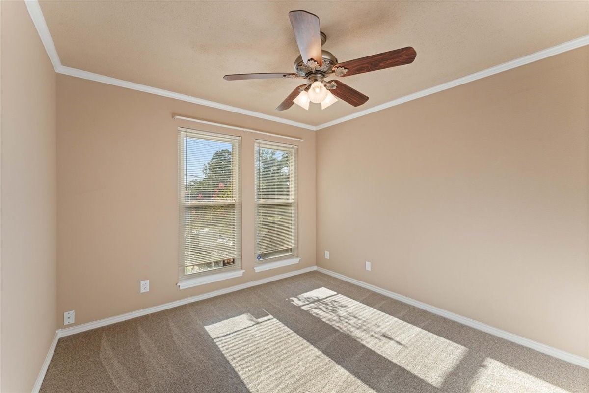1408 E Lake Drive Gladewater TX 75657