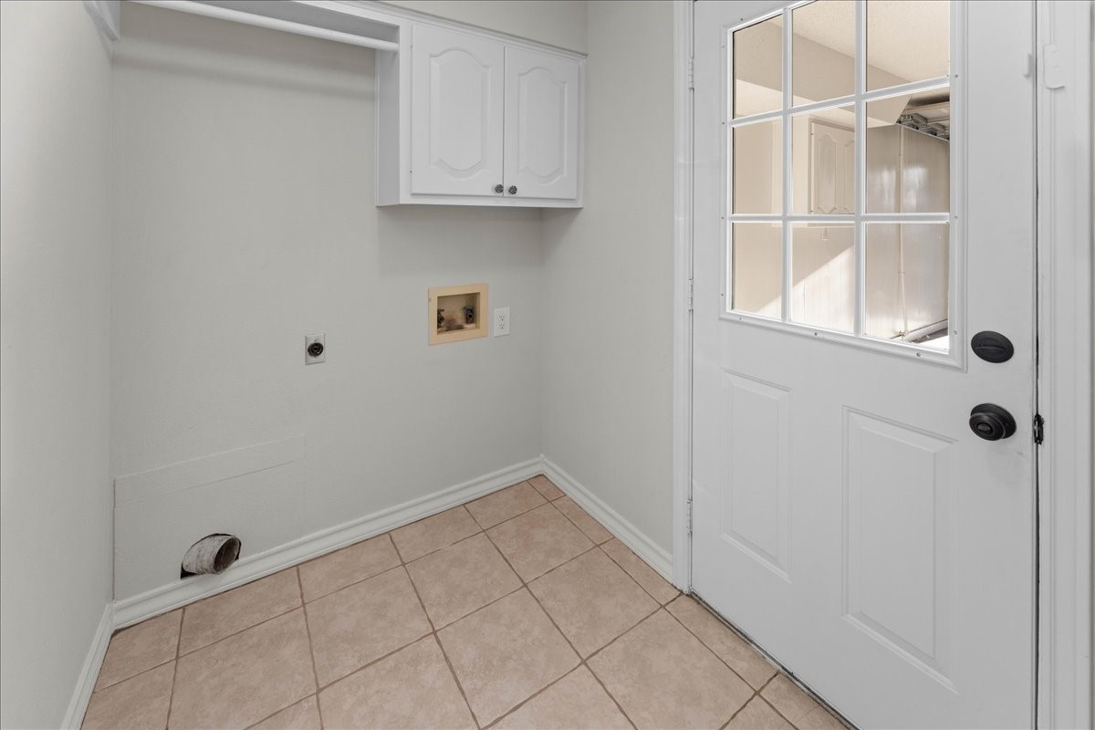 1408 E Lake Drive Gladewater TX 75657