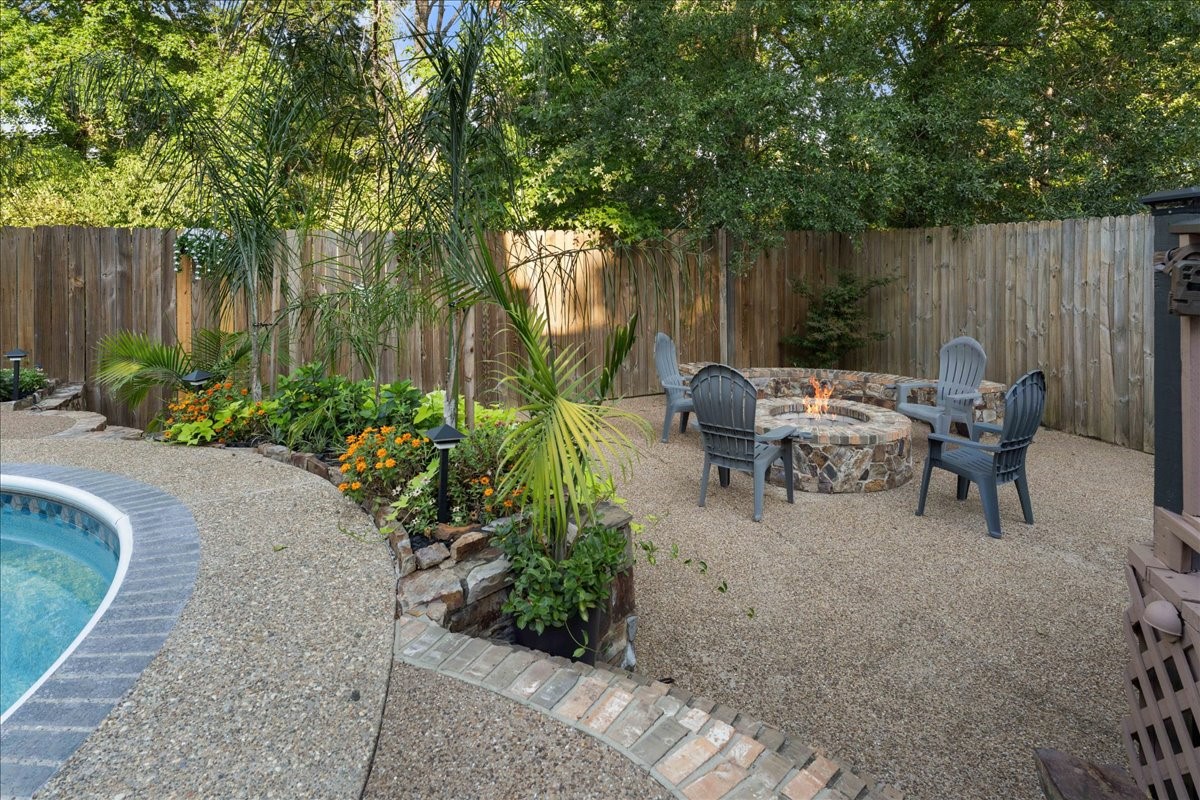 1408 E Lake Drive Gladewater TX 75657