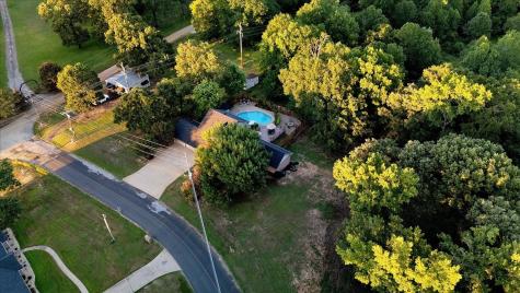 1408 E Lake Drive Gladewater TX 75657