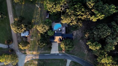 1408 E Lake Drive Gladewater TX 75657