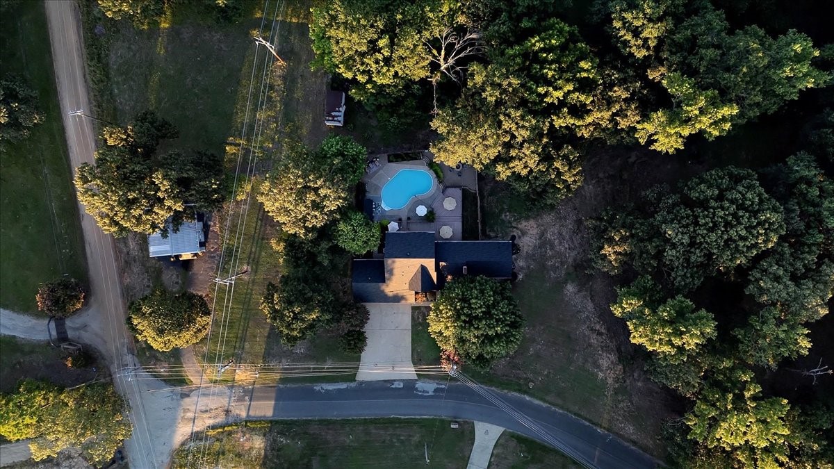 1408 E Lake Drive Gladewater TX 75657