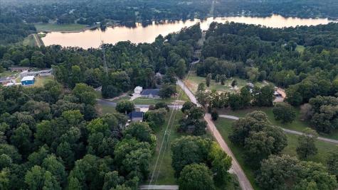 1408 E Lake Drive Gladewater TX 75657