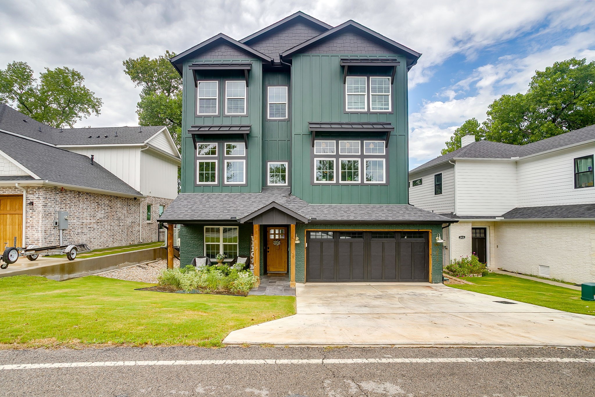 2417 E Lake Drive Weatherford TX 76087