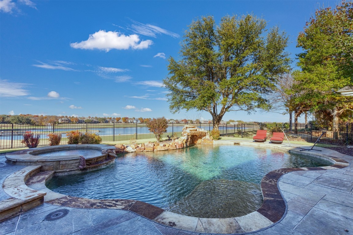 7712 Harbor Town Drive Mckinney TX 75072