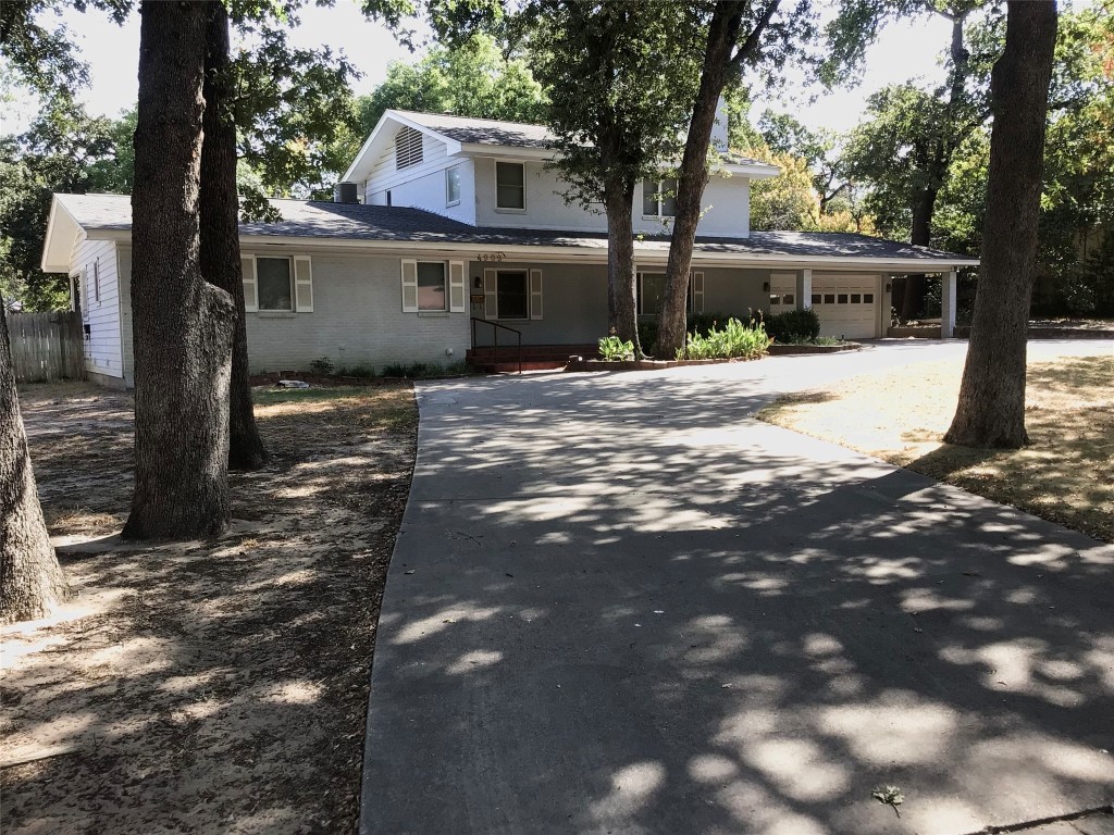 4909 Black Oak Lane River Oaks TX 76114