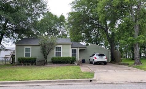 1334 Margaret Street Paris TX 75460
