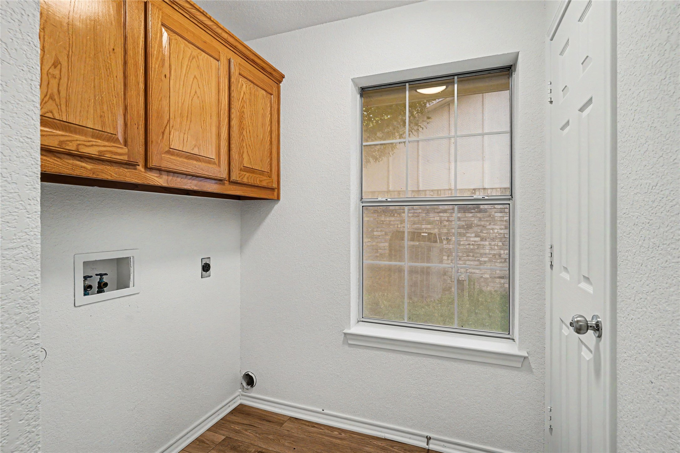 1504 Clover Lane Granbury TX 76048