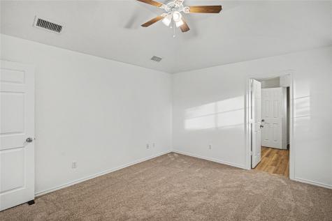 1504 Clover Lane Granbury TX 76048