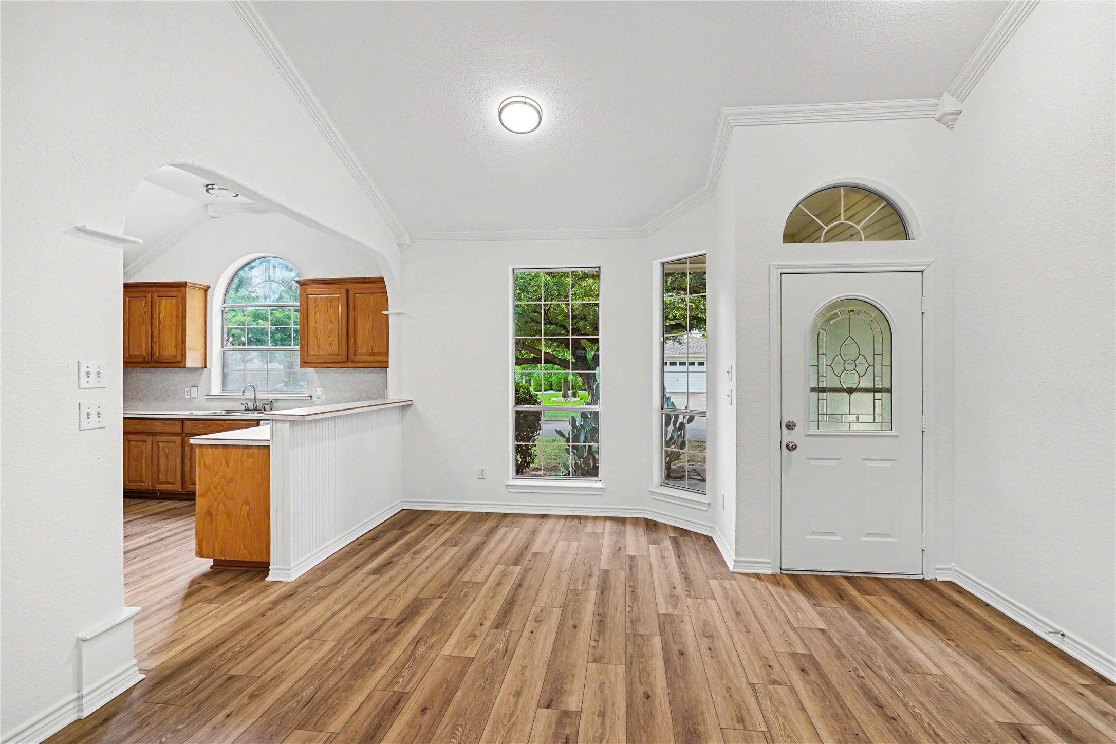 1504 Clover Lane Granbury TX 76048