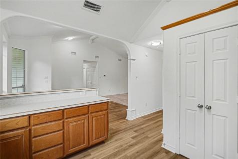 1504 Clover Lane Granbury TX 76048