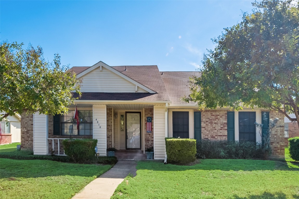 4510 Bridgeport Drive Garland TX 75043