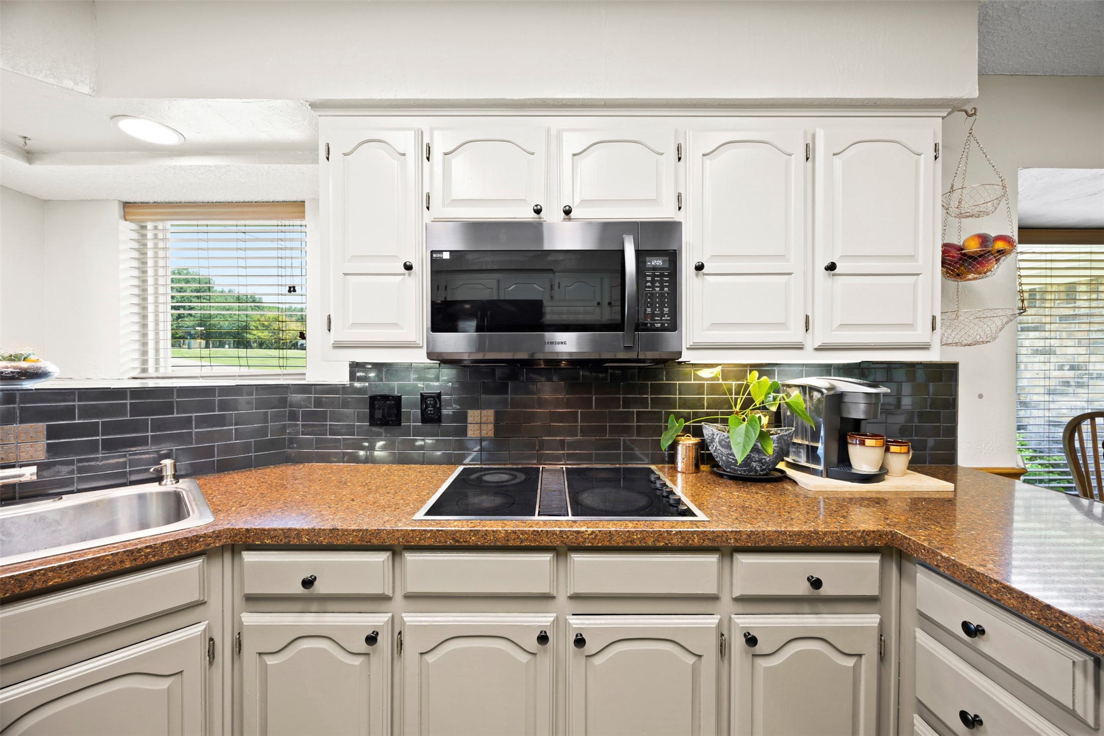 5610 Springbrook Drive Midlothian TX 76065