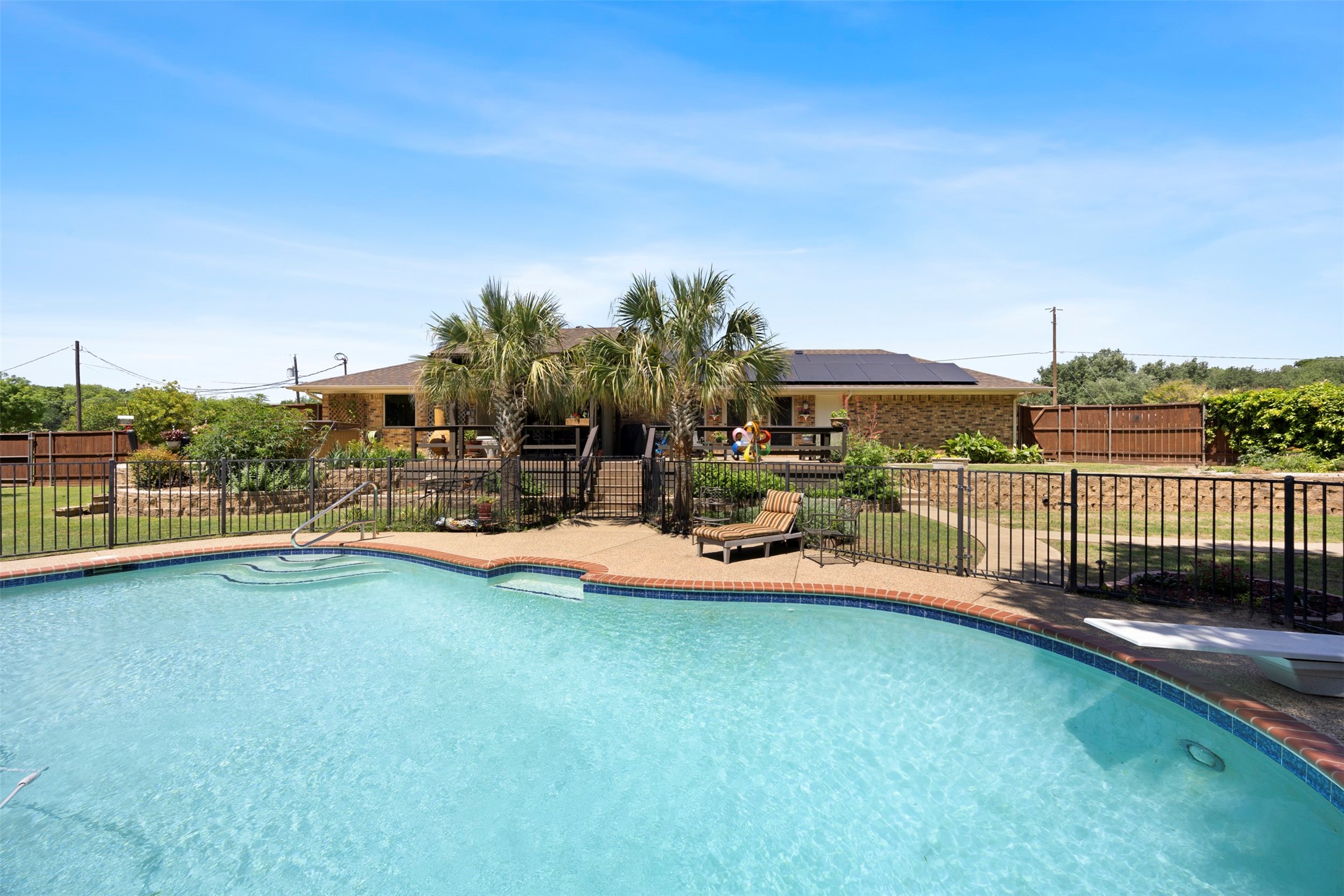 5610 Springbrook Drive Midlothian TX 76065
