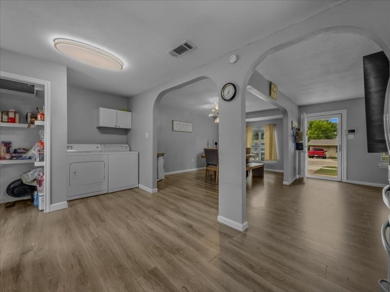 1310 E Inwood Drive Arlington TX 76010