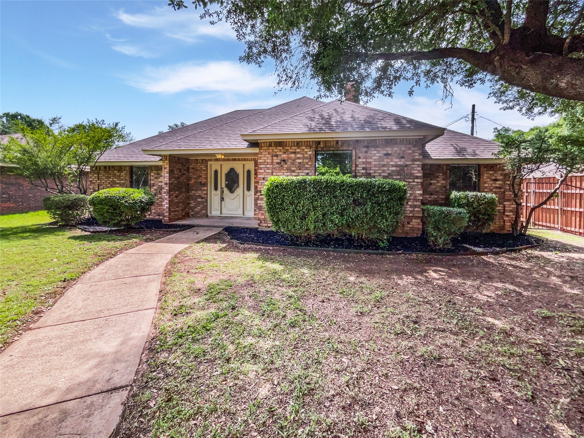 1910 Hillcroft Drive Duncanville TX 75137
