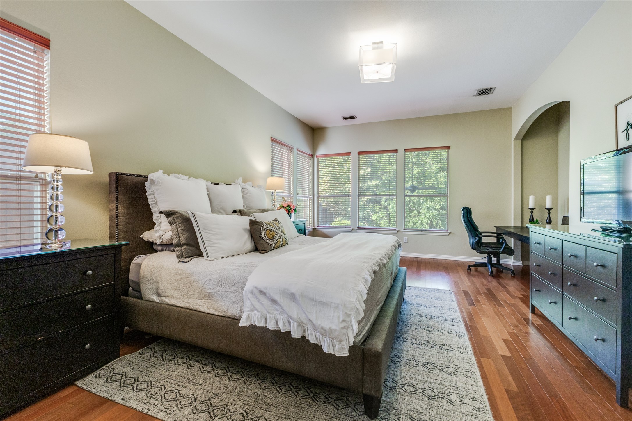 2402 Indian Trail Rowlett TX 75088