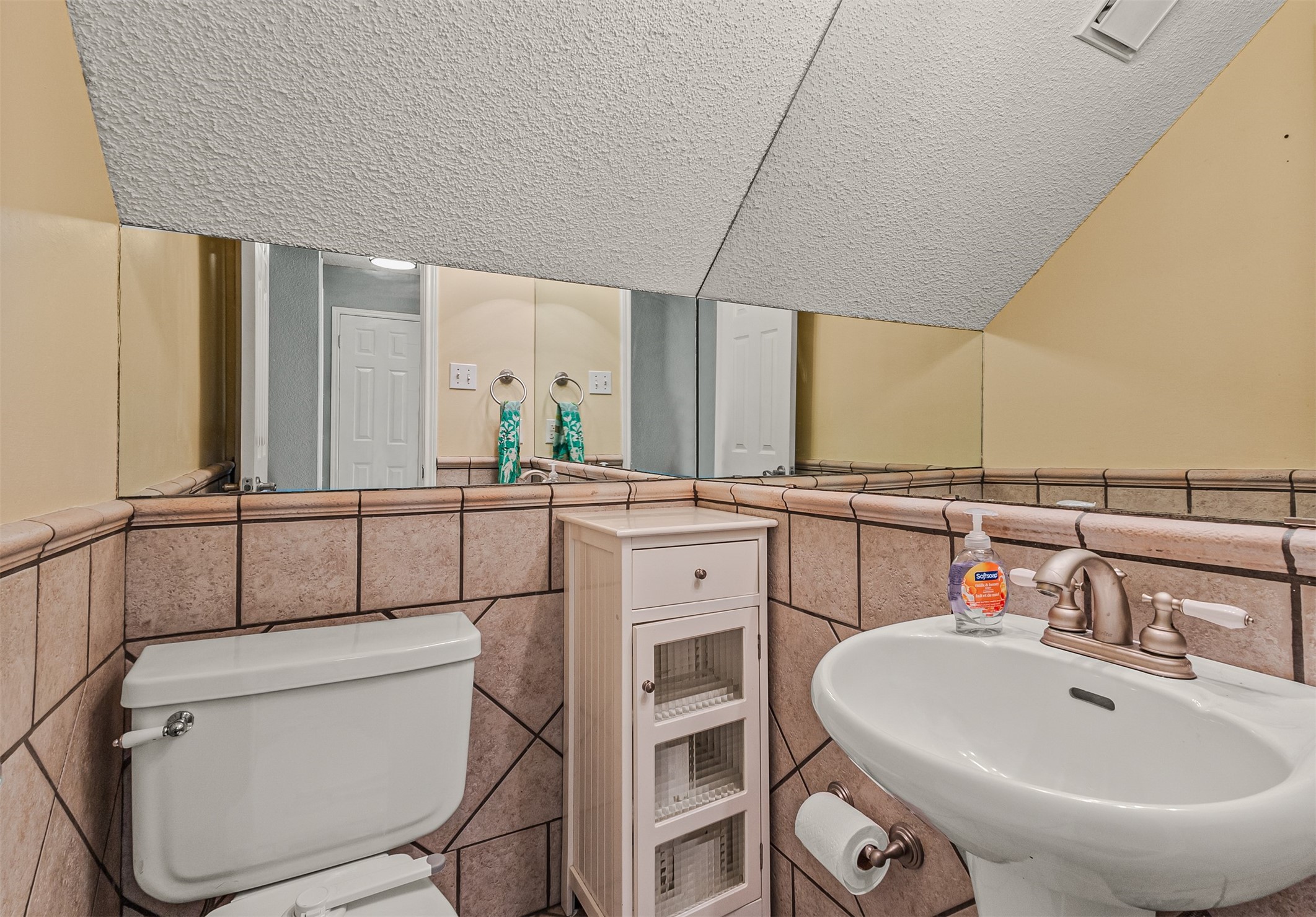 1116 Heather Lane Carrollton TX 75010