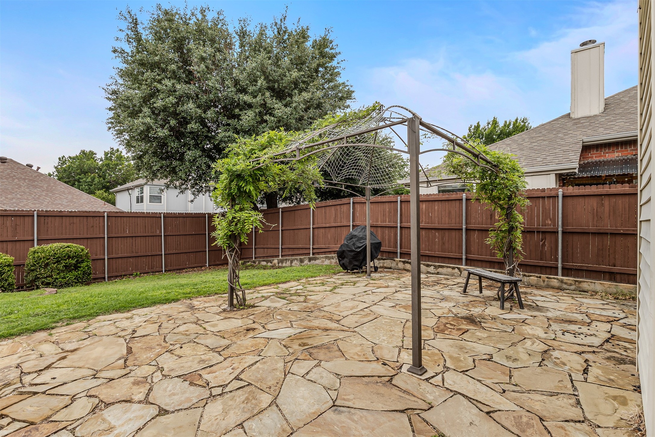 1116 Heather Lane Carrollton TX 75010